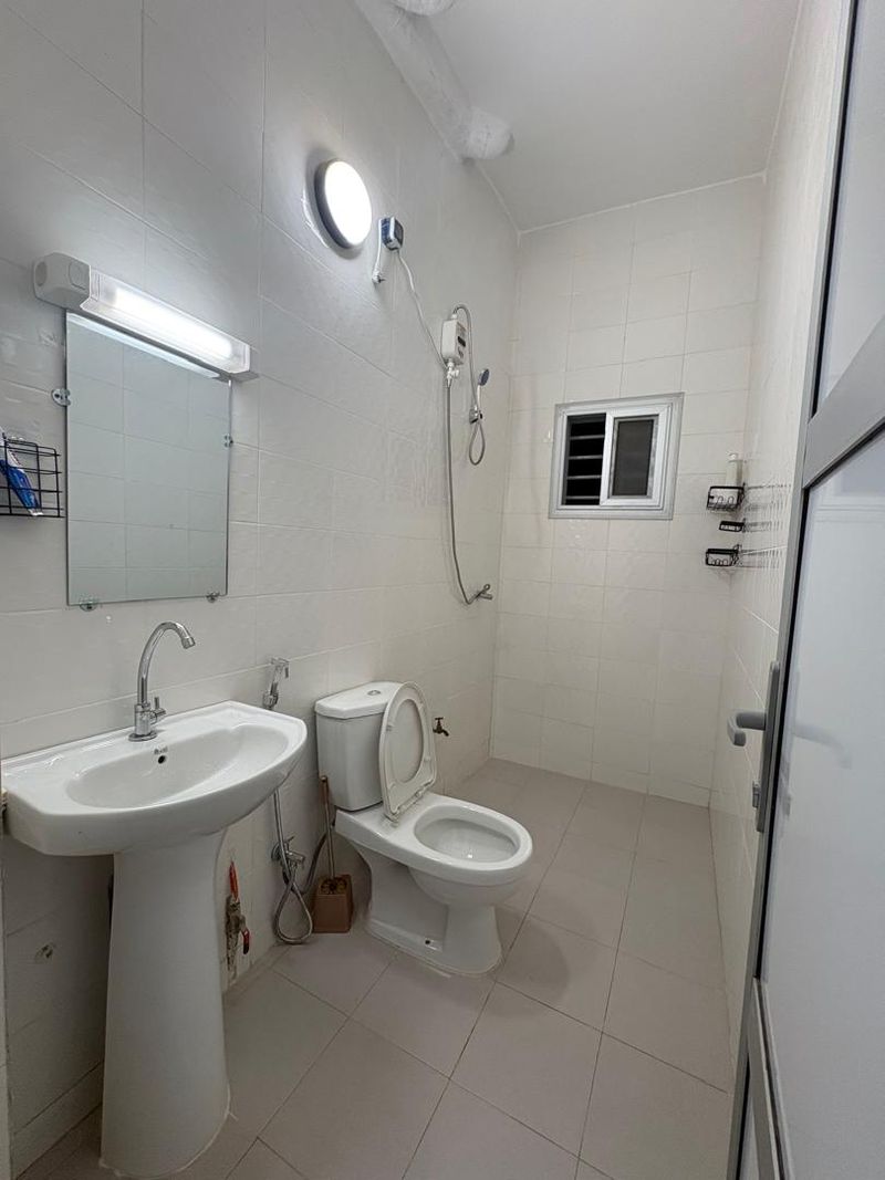Appartement meublé à Grand Yoff – 17 000 FCFA par jour
